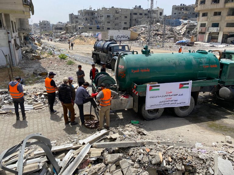 don d'eau potable à Gaza par Imar ONG